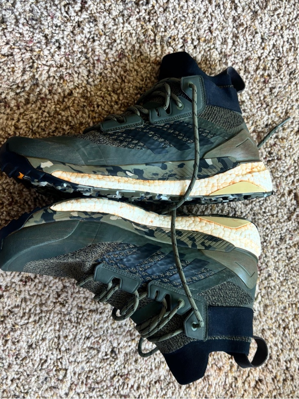 Adidas Terrex Hiking Boots - Picture 6 of 12